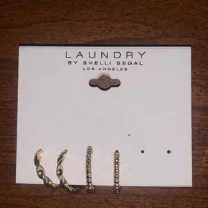 *Clearance-Final* NWOT Laundry 2pc Small Hoop Earring Set